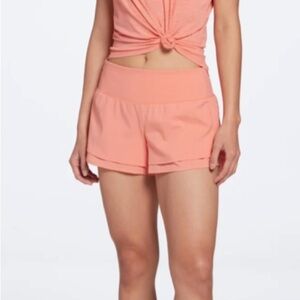 Calia Kick It Up Performance Midride Angle Slit Short Size L